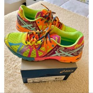 Women’s ASICS Gel Noosa Tri 9, size 9.5
